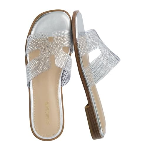 CUSHIONAIRE Women's Travel Slide Sandal + Memory Foam Wide Width Available, Beautify Clear, 8.5 UK