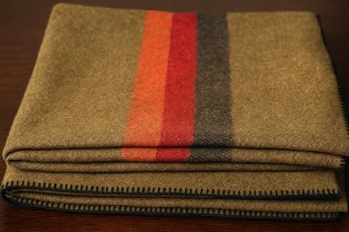 German Army Wool Blanket, 165 x 225 cm, 2.5 kg, Thick, Warm & Durable - Heavy Duty for Camping, Outdoor, Survival, Emergency, and Tactical Use Wool Fabric Throw Blanket Soft Fleece — view 3