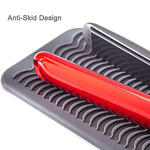 Heat Resistant Mat for Hair Straightener, Silicone Flat Iron Mat & Holder for Counter, Portable Travel Curling Iron Mat & Pocket for Hot Hair Styling Tools — view 3