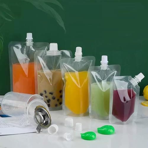 Yukiyi 20pcs 500ml Refillable Clear Drink Pouches for Festivals Essentials Festival Accessories Travel Plastic Drinks Juice Bags Drink Container Party Halloween Cold Beverage — view 6