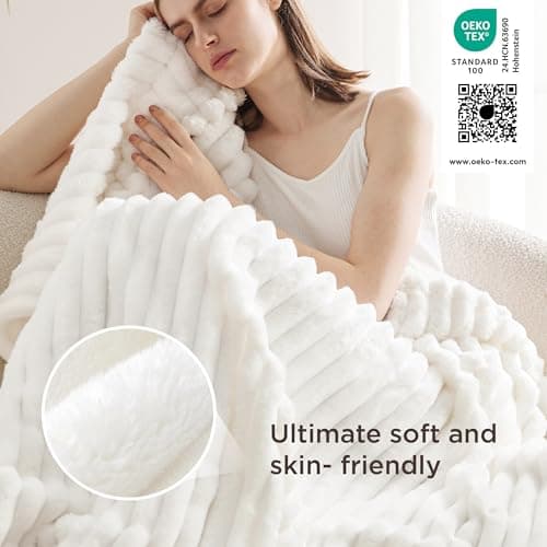 Bedsure Fleece Throw Blanket for Bed - Fluffy Throw, Off White, 150x200 cm — view 6