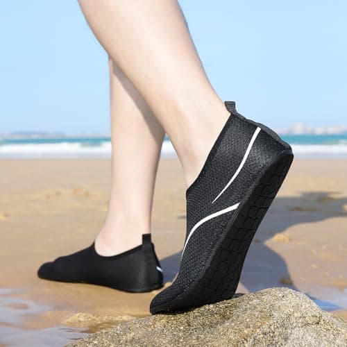 gitzing Water Shoes for Women Men Beach Quick-Dry Swim Aqua Socks Breathable Barefoot Shoes for Beach Surfing Driving Pool Yoga Travel(Black,39 EU/6 UK) — view 2