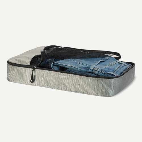 Amazon Essentials 4-Piece Packing Cubes Travel Accessories Set, Luggage Organiser with Double Zip, Mesh Top, 100% Polyester, Large, Grey (Previously Amazon Basics) — view 3