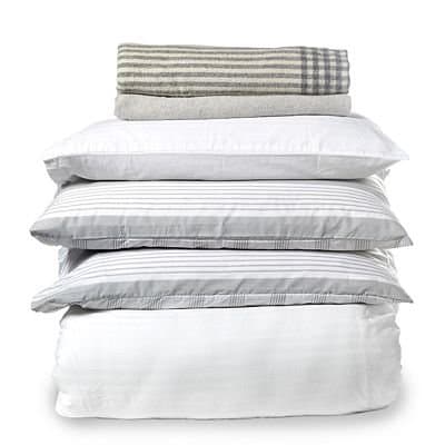 Lakeland Vacuum Clothes & Duvet Storage Tote Bag 87L – Stores King-Size Duvet Space Saving Solution (Pack of 2) — view 6