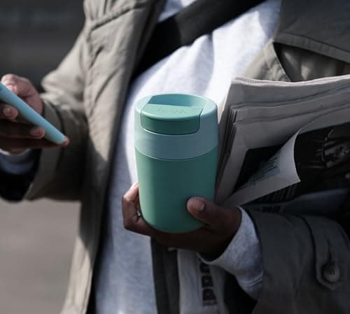 Joseph Joseph Sipp Travel Mug, Hygienic, Leakproof Reusable Mug, Coffee & Tea Cup with Lid - 340 ml (12 fl. oz) - Green — view 3