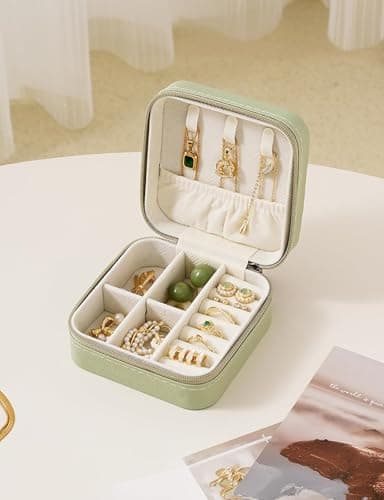Viktauy Travel Jewelry Case, Mini Travel Jewelry Box, Jewelry Organizer Case, Portable Small Jewelry Organizer Storage Boxes - Best Gift for Women Girls (Green) — view 6