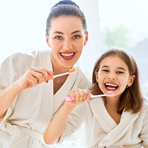 Xinzistar 4-Piece Portable Soft Toothbrush Set - Folding Travel Toothbrush — view 4