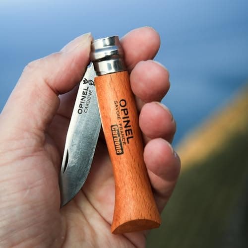Opinel Lock Knife Carbon No.7 - Beech Wood Handle — view 4
