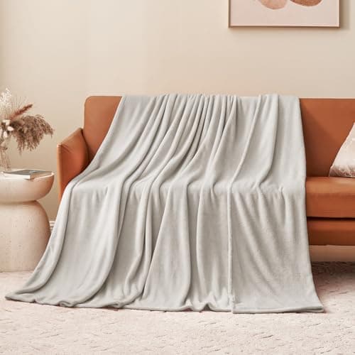 Aisbo Beige Throws Blanket for Sofas - Single Fluffy Blanket Bed Throw Fleece, Warm Soft Flannel Blanket for Couch, 130x150cm — view 3
