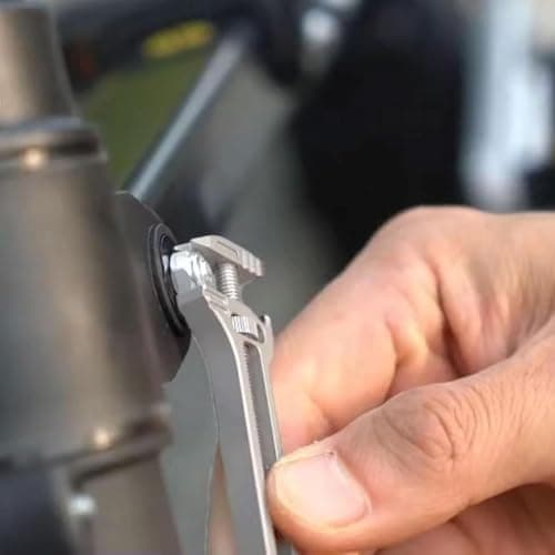 YUEHISY Mini Multitool Wrench, Portable 5 in 1 Adjustable Wrench, Bottle Opener, Compact Alloy Steel Keychain Tool, for Camping Hiking Travel — view 4
