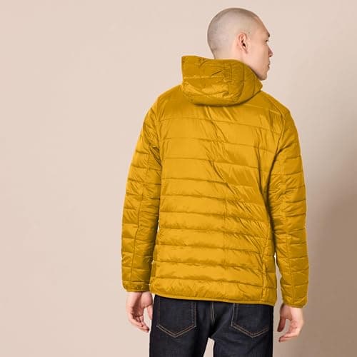 Amazon Essentials Men's Lightweight Water-Resistant Packable Hooded Puffer Jacket, Caramel, L — view 3