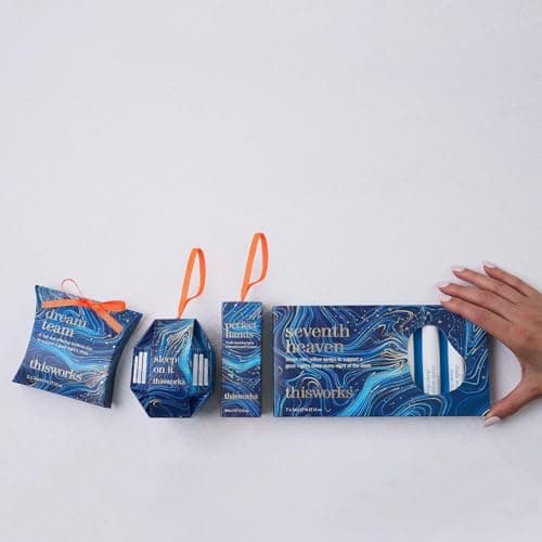 This Works Seventh Heaven Gift Set - Deep Sleep Pillow Spray Infused with Lavender, Camomile and Vetivert - 7 x 5ml Mini Science-Backed Pillow Sprays to Aid Sleep, Perfect for Travel — view 5