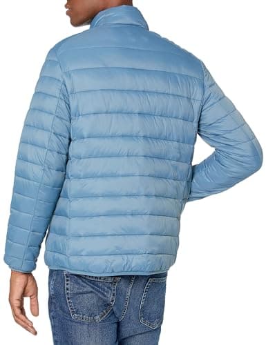 Amazon Essentials Men's Packable Lightweight Water-Resistant Puffer Jacket (Available in Big & Tall), Light Blue, M — view 3