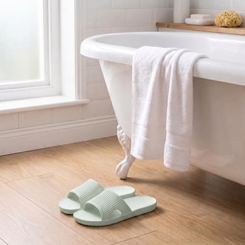 PUYTG Shower Shoes for Women/Men, Non-Slip Flat House Slipper Sandals, Lightweight Soft Flip Flop Shoes, Ladies Sliders for Home Bathroom Garden Poolside Beach Travel, Green, 4.5/5.5 UK — view 6