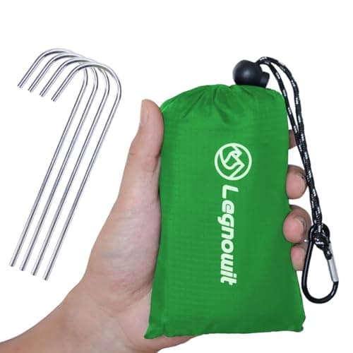Legnowit Outdoor Pocket Blanket, 140 x 100 cm Waterproof Compact Lightweight Mini Picnic Blanket, Sand Free Beach Mat, Small Tarp for Concert Festival Camping Hiking Travel, Stakes Included (Green)