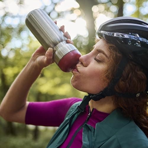 Mepal - Stainless steel Pull Bottle Sport - Leakproof - Just Grab, Pull and Hydrate - Lightweight Stainless Steel - Water Bottle - 800 ml - Graphite black — view 5
