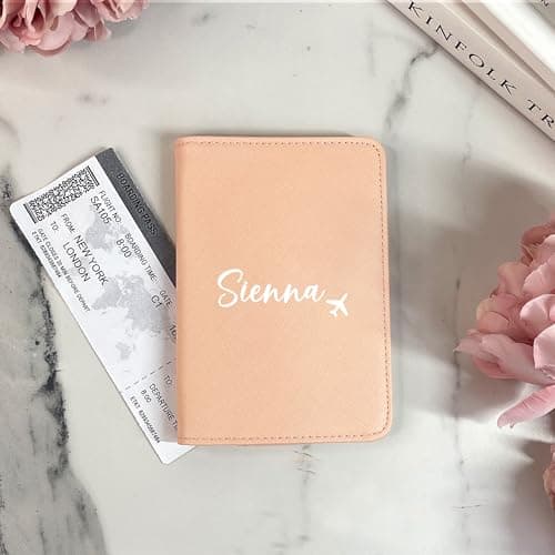 eBuyGB Personalised Passport Holder, Custom Name Passport Cover Travel Wallet, Faux Leather Travel Document Holder, Holiday, Honeymoon & Destination Wedding Gift for Her (Soft Pink) — view 2