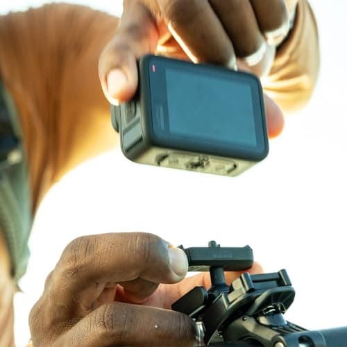 GoPro Magnetic Latch Mount (HERO13 Black) - Official Accessory — view 3