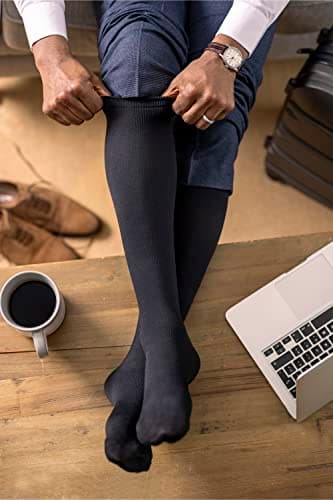 IOMI - Ladies 18 mmHg Graduated Compression Travel Flight Socks for DVT (4-7 uk, Beige) — view 2
