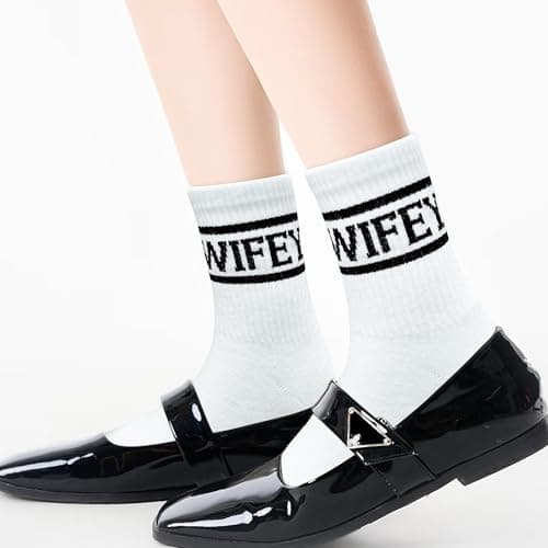 mpeter Wifey Hubby Bride Crew Socks for Wedding, Bachelorette Party Gifts, Wife of The Party, Honeymoon Essentials, Black 2 Pairs, 5-12.5 — view 3