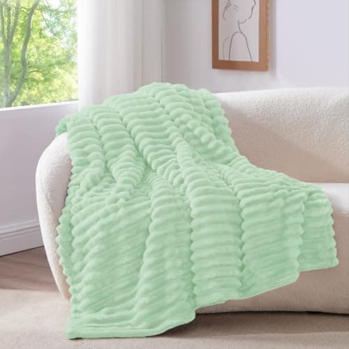 BEDELITE Fluffy Fleece Blanket Cosy Soft Throw, 127x152 cm, Mint Green