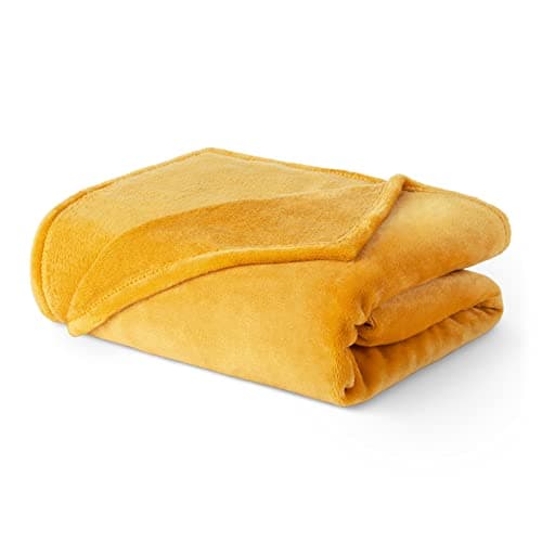 LIVIVO Flannel Fleece Blanket- Super Soft Cosy Cuddly Sofa Throw - Perfect For Bed, Sofa, Travel, Picnic & Camping - Single/Double/King (Ochre, Single)