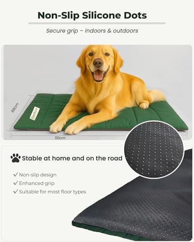 EpicRove Dog Blanket for Travelling Waterproof - Non-Slip Dog Mat 110 x 68 cm, Washable Dog Bed - Outdoor, Travel & Car Boot Comfort Cushion for Dogs & Cats (Green) — view 2