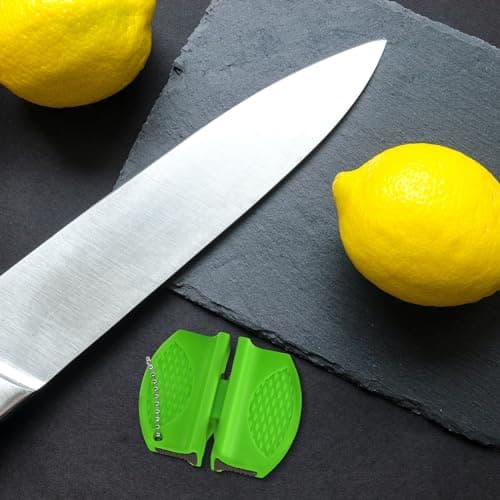 Rrumyve Portable Double-Sided Knife Sharpener, Small Hanging Design Comfortable Kitchen Knife, Mini Kitchen Knife Sharpener, for Family, Camping Tours or Outdoor Survival (Green) — view 5