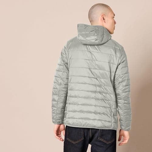 Amazon Essentials Men's Lightweight Water-Resistant Packable Hooded Puffer Jacket, Light Grey, M — view 3