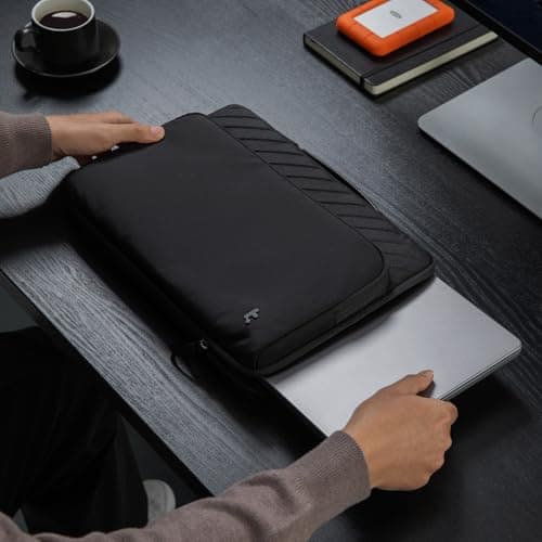 tomtoc Military-Grade Laptop Sleeve for 14'' MacBook Pro M5 Pro/Max (2026) — view 2