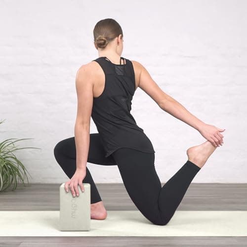 Myga Yoga Blocks & Strap Set - 2 High Density Foam Bricks and Metal D Ring Belt for Yoga, Pilates and Fitness - Support and Deepen Poses, Non-Slip and Lightweight for Home & Gym (Cream) — view 3