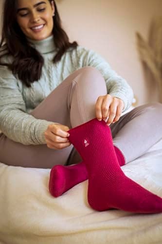 HEAT HOLDERS - Mens & Womens 2.3 Tog Original Thermal Socks | 3 Sizes | Thick Warm Fluffy Insulated Socks for Winter | Ideal for Raynauds (4-8, Purple) — view 4