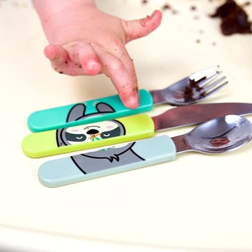 TUM TUM Toddler Cutlery Set with Travel Case, 3 Pcs Kids Cutlery Set Stainless Steel Includes 1 x Fork/Spoon/Knife, Kids Travel Cutlery Sets, BPA Free (Stanley The Sloth) — view 4