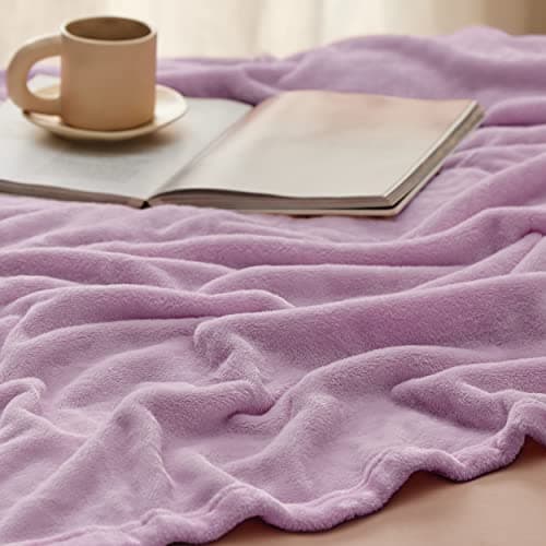 Bedsure Fleece Throw Blanket for Bed - Flannel, Light Purple, 150x200 cm — view 4