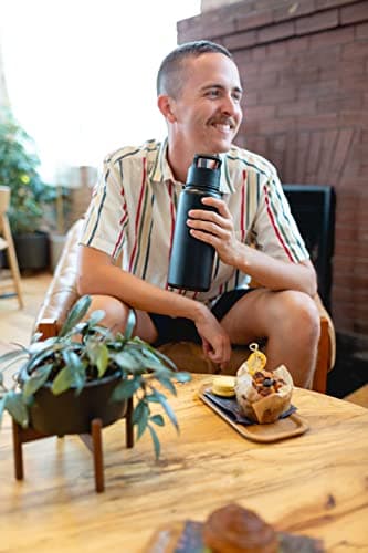 Simple Modern Water Bottle with Straw and Chug Lid | Insulated Stainless Steel Bottle for Sports Gym | Summit Collection | 950ml | Graphite — view 6