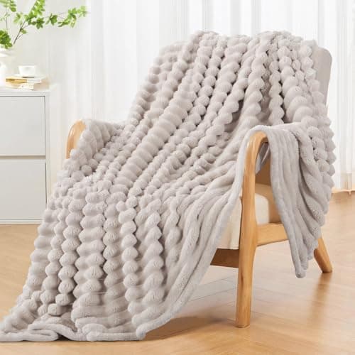RUIKASI Fleece Throw Blanket for Sofa - Double Fluffy Beige Throws for Sofas Large, Soft Warm Blanket Throw for Couch, Luxury Decorative Ribbed Bed Blanket 150x200cm Twin — view 3