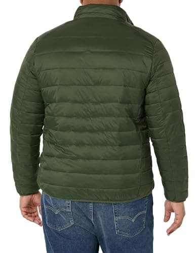 Amazon Essentials Men's Packable Lightweight Water-Resistant Puffer Jacket (Available in Big & Tall), Dark Green, S — view 5