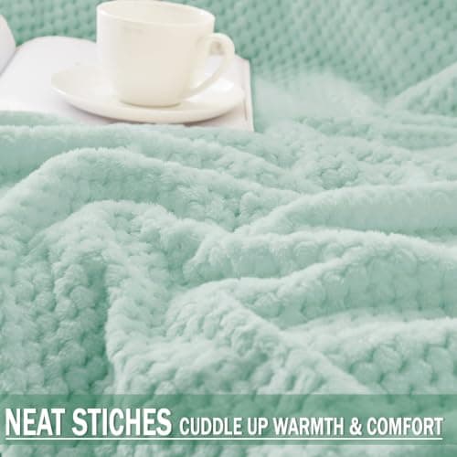 Exclusivo Mezcla Large Waffle Fleece Throw Blanket for Sofa, 127x178 CM — view 5