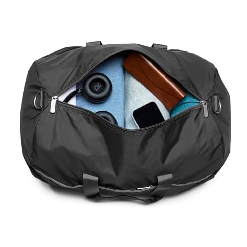 Amazon Essentials 20" (50.8 cm) Large Foldable Nylon Duffel Bag for Travel/Storage with Zipped Pockets, 30 pounds (13.6 kg) Capacity, Black — view 4