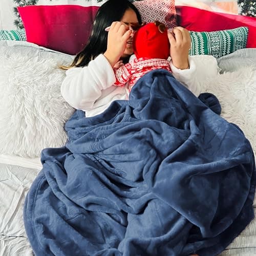 Bedsure Fleece Throw Blanket for Sofa - Flannel Fleece, Blue, 130x150 cm — view 4