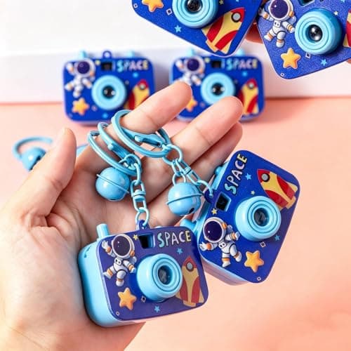 Camera Projector Keychain - Space Astronaut LED Projector Backpack Decor — view 6
