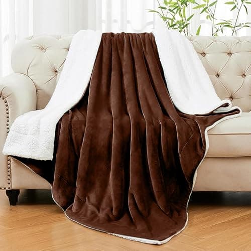Casabella Sherpa Fleece Blanket - Blankets and Throws for Sofa Bed - Thick Warm Throw Blanket for Queen Bed - Soft Fluffy Bedding, Travel Accessories - Queen, Brown, 200X220cm — view 2