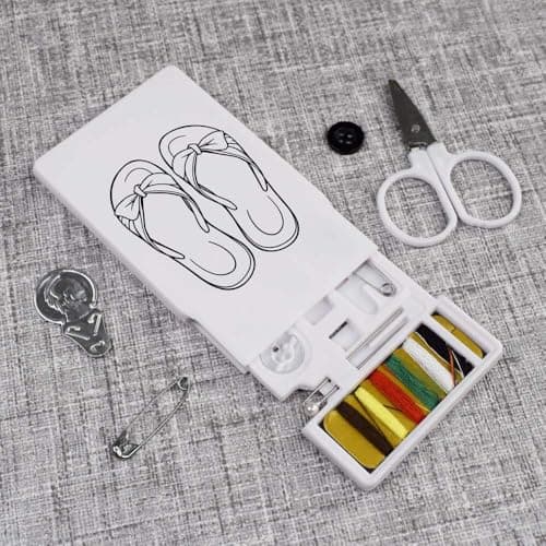 Azeeda 'Beach Sandals' Mini Travel Sewing Kit (SE00046981) — view 2