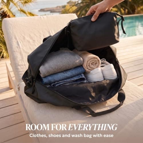 LUGG Travel Duffle & Toiletry Bag Set – 900D Waterproof PVC Holdall with Detachable Shoulder Strap, Spacious Weekend Gym Bag & Matching Wash Bag, Lightweight Durable Travel Bag for Men & Women — view 4