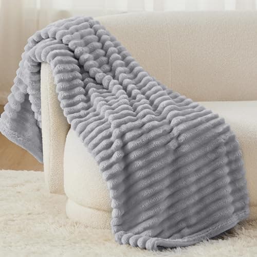 Bedsure Fleece Throw Blanket for Sofa - Fluffy, Light Grey, 130x170 cm — view 2