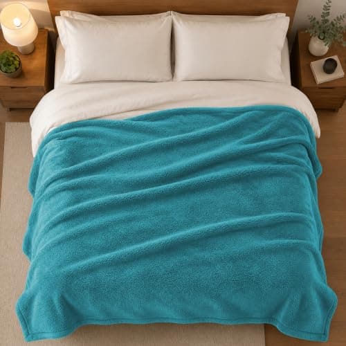 BedLooms Fleece Blanket Teal King Size 230x270 cm, Throws for Sofas and Bed — view 5