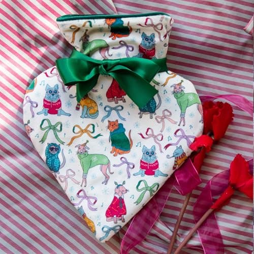 Heathcote & Ivory Hot Water Bottle and Velvet Cover 480ml, Great for Menstrual Cramps, Pain, Relief, Compact Travel Size, Cosy Beauty Gift for Her, Heart Shaped Bottle, Vegan and Cruelty Free — view 4