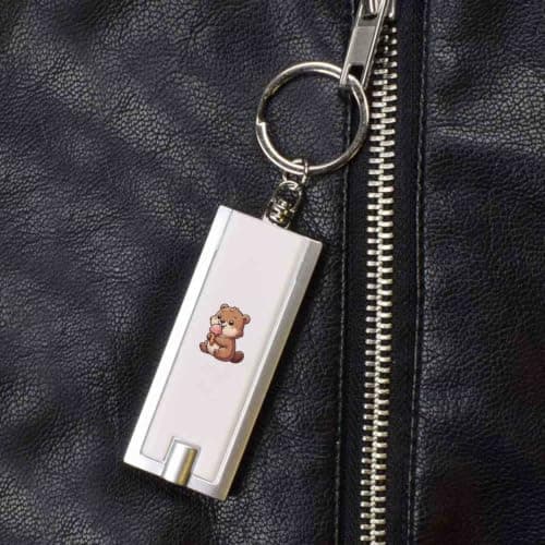 Azeeda 'Beaver With Ice Cream' LED Keyring Torch (KT00054891) — view 4