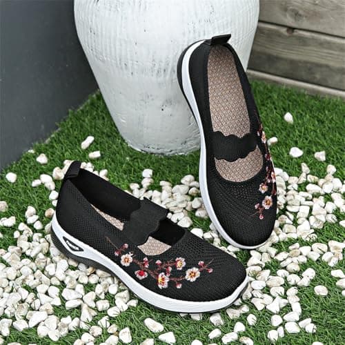 Ladies Running Trainers, Orthopedic Shoes for Women Wide Fit Slip On Walking Loafers Breathable Mesh Non-Slip Shoe Lightweight Arch Support Comfort Flats for Work Travel Casual Sneakers Black — view 5