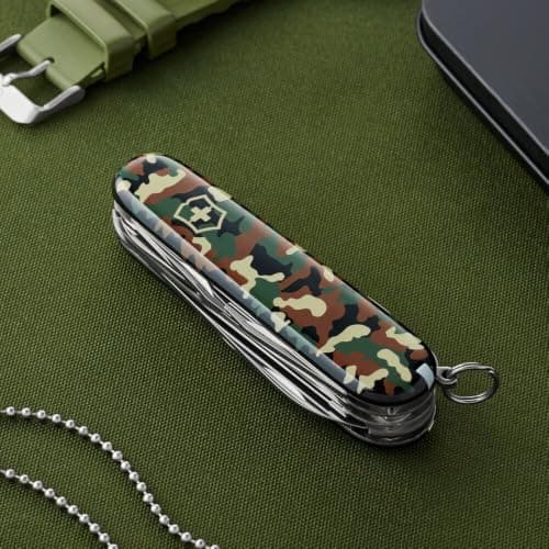 Victorinox Swiss Army Knife Huntsman Multitool, 15 Functions, Camouflage — view 2